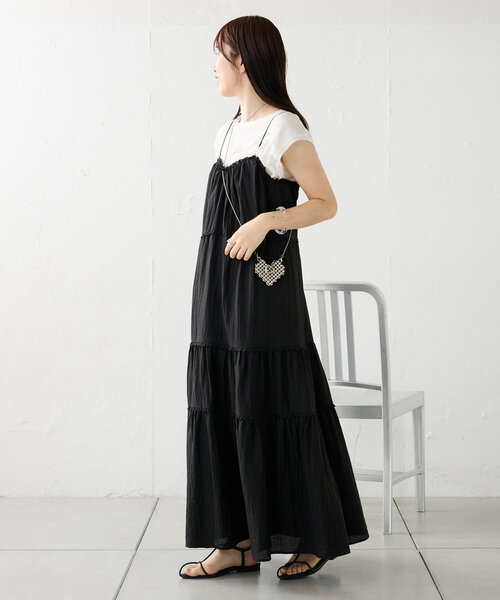 mystic（ミスティック）の「【2サイズ展開】ティアードキャミワンピース（ワンピース・レディース・ブラック/オフホワイト/イエロー・1/2）」の3枚目の写真