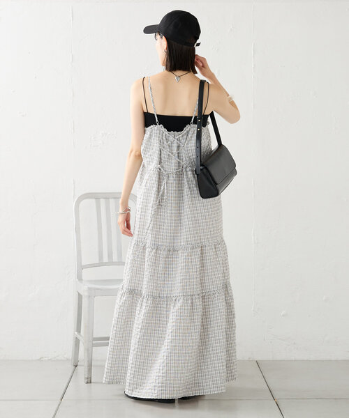 mystic（ミスティック）の「【2サイズ展開】ティアードキャミワンピース（ワンピース・レディース・ブラック/オフホワイト/イエロー・1/2）」の6枚目の写真