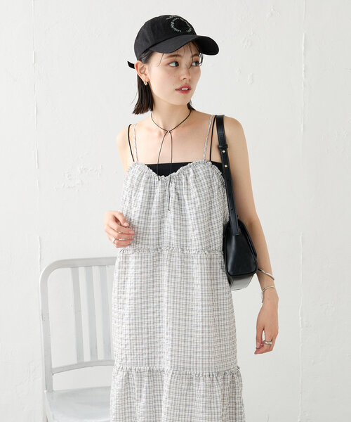 mystic（ミスティック）の「【2サイズ展開】ティアードキャミワンピース（ワンピース・レディース・ブラック/オフホワイト/イエロー・1/2）」の8枚目の写真