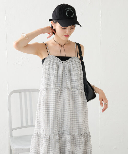 mystic（ミスティック）の「【2サイズ展開】ティアードキャミワンピース（ワンピース・レディース・ブラック/オフホワイト/イエロー・1/2）」の9枚目の写真