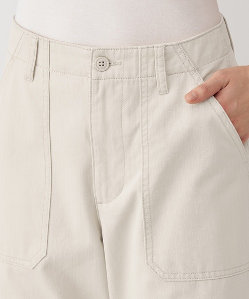無印良品（ムジルシリョウヒン）の「婦人　洗いざらし　ヘリンボーンベイカーパンツ（その他パンツ・レディース・ブルー/アイボリー/カーキ系・S/M/L/XL）」の7枚目の写真