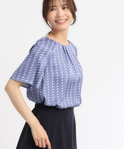 ◆【SALE／WEB限定カラーあり／接触冷感／マシンウォッシュ可／セットアップ可能】フレアスリーブプリントブラウス