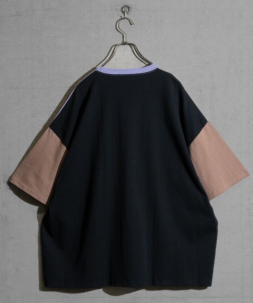 JOHN'S CLOSET（ジョンズクローゼット）の「【40I】 USAコットン 配色切替 ビッグシルエット 半袖Tシャツ（Tシャツ/カットソー・メンズ・ブラック系1/ブラック系3/ベージュ系2/グリーン系2/パープル系1/ブラック系2/ベージュ系1/グリーン系1/グリーン系3/パープル系2/ブラウン系1/ブラウン系2・LARGE/X-LARGE/MEDIUM）」の21枚目の写真