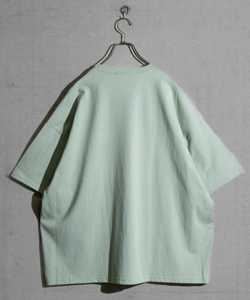 JOHN'S CLOSET（ジョンズクローゼット）の「【40I】 USAコットン 配色切替 ビッグシルエット 半袖Tシャツ（Tシャツ/カットソー・メンズ・ブラック系1/ブラック系3/ベージュ系2/グリーン系2/パープル系1/ブラック系2/ベージュ系1/グリーン系1/グリーン系3/パープル系2/ブラウン系1/ブラウン系2・LARGE/X-LARGE/MEDIUM）」の22枚目の写真