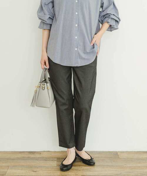 ITEMS URBANRESEARCH（アイテムズ アーバンリサーチ）の「ストレッチイージーパンツ（その他パンツ・レディース・ブラック/モカ/チャコールグレー・FREE）」の13枚目の写真