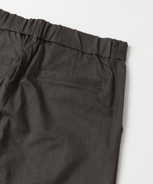 ITEMS URBANRESEARCH（アイテムズ アーバンリサーチ）の「ストレッチイージーパンツ（その他パンツ・レディース・ブラック/モカ/チャコールグレー・FREE）」の15枚目の写真