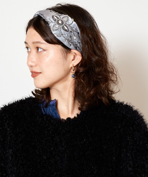 チャイハネ（チャイハネ）の「【チャイハネ】ボタニカル刺繍カチューシャ（カチューシャ・レディース・グレー/パープル/ホワイト・FREE）」の7枚目の写真