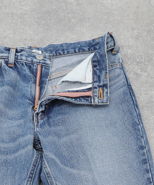 INSCRIRE(アンスクリア)の「INSCRIRE(アンスクリア) Flare Denim I24AW-PT30B(デニムパンツ・メンズ・サックスブルー・35/33)」の16枚目の写真