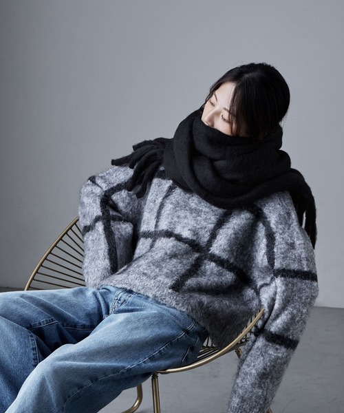 etoll.（エトル）の「フリンジシャギーボリュームマフラー（マフラー・レディース・アイボリー/ブラック/レッド/チャコール/イエロー/パープル・FREE）」の22枚目の写真