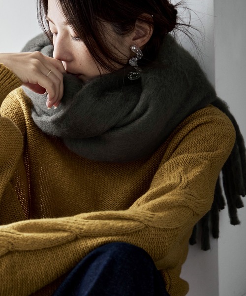 etoll.（エトル）の「フリンジシャギーボリュームマフラー（マフラー・レディース・アイボリー/ブラック/レッド/チャコール/イエロー/パープル・FREE）」の13枚目の写真