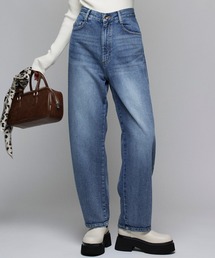 カーブデニムパンツ