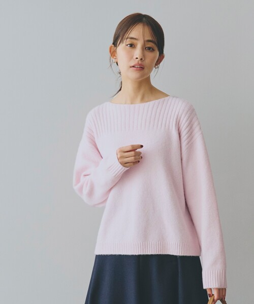 grove(グローブ)の「◆ボートネックヨークリブプルオーバー【洗える】(ニット/セーター・レディース・オフホワイト/ダークグレー/ライトグレー/グリーン/ライトイエロー系/ピンク・02/03/01/04/05)」の6枚目の写真
