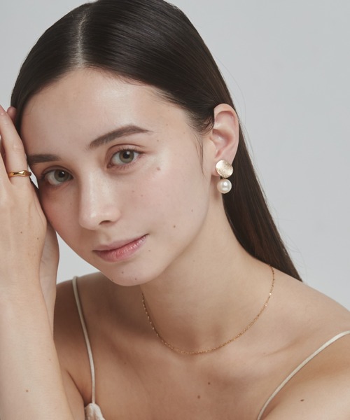 ciite'(シーテ)の「グリッタープレート × パールイヤリング (両耳用)(イヤリング・レディース・シルバー/ゴールド/ピンクゴールド・FREE)」の13枚目の写真
