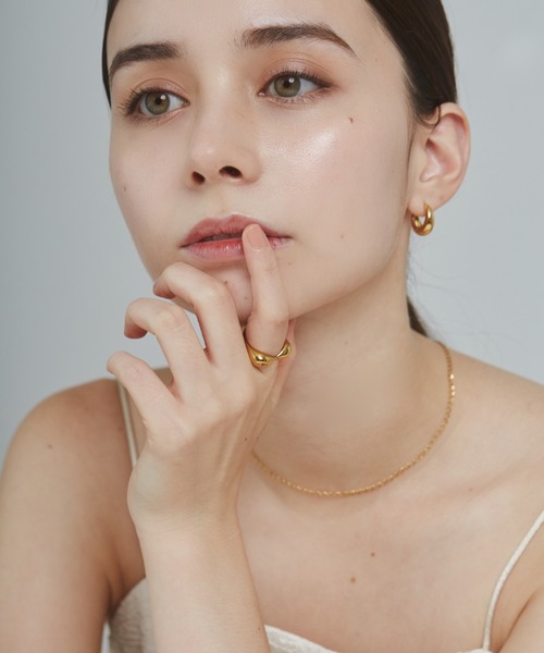 ciite' surgical stainless(シーテサージカルステンレス)の「【 金属アレルギー対応 】 ハートデザインリング サージカルステンレス (リング・レディース・ゴールド/シルバー・13号/11号)」の6枚目の写真