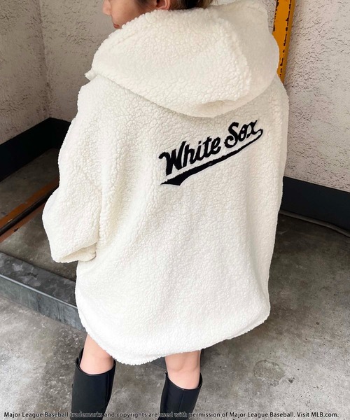 BACK TO THE FIELD（バック トゥー ザ フィールド）の「【MLB】刺繍ロゴパッチボアブルゾン（ブルゾン・レディース・オフホワイト/ブルー/ブラック・FREE）」の9枚目の写真