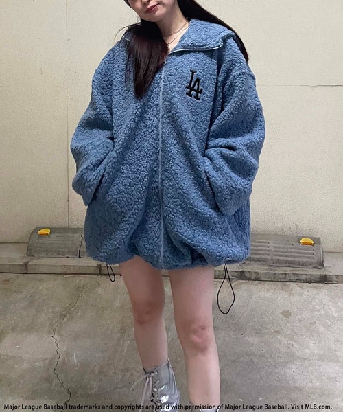 BACK TO THE FIELD（バック トゥー ザ フィールド）の「【MLB】刺繍ロゴパッチボアブルゾン（ブルゾン・レディース・オフホワイト/ブルー/ブラック・FREE）」の12枚目の写真