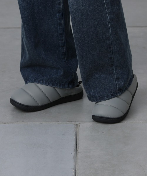 COLONY 2139（コロニートゥーワンスリーナイン）の「クロッグシューズ（ルームシューズ/スリッパ・レディース・グレー/ブラック・LARGE/MEDIUM）」の10枚目の写真