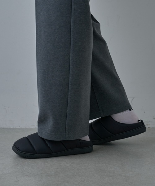 COLONY 2139（コロニートゥーワンスリーナイン）の「クロッグシューズ（ルームシューズ/スリッパ・レディース・グレー/ブラック・LARGE/MEDIUM）」の19枚目の写真