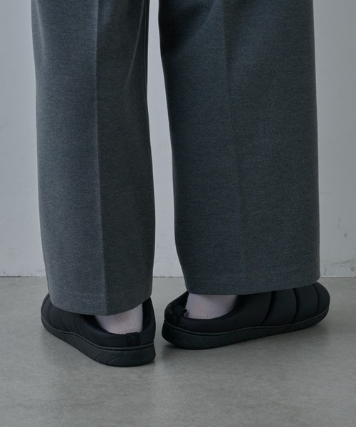 COLONY 2139（コロニートゥーワンスリーナイン）の「クロッグシューズ（ルームシューズ/スリッパ・レディース・グレー/ブラック・LARGE/MEDIUM）」の20枚目の写真
