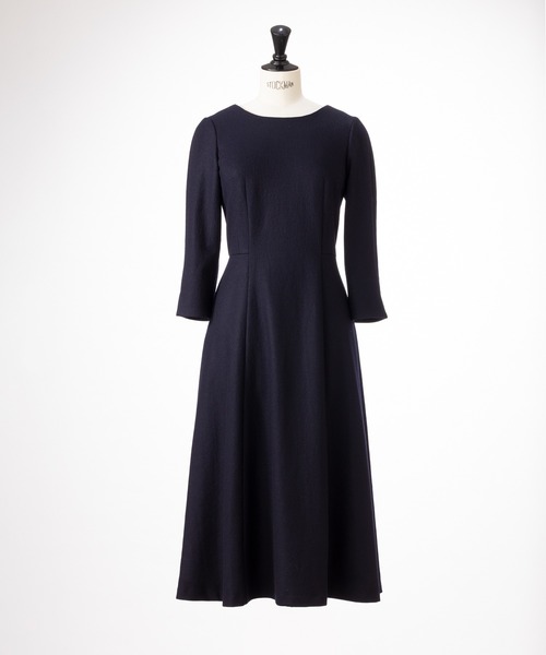 STRAWBERRY-FIELDS（ストロベリーフィールズ）の「ウール天竺美ラインワンピース（ワンピース・レディース・ネイビー/MD.Gray/グレイッシュベージュ・2）」の12枚目の写真