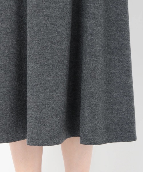 STRAWBERRY-FIELDS（ストロベリーフィールズ）の「ウール天竺美ラインワンピース（ワンピース・レディース・ネイビー/MD.Gray/グレイッシュベージュ・2）」の10枚目の写真