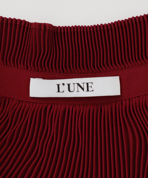 L'UNE（リュンヌ） プリーツブラウス solid LU23X-109（シャツ