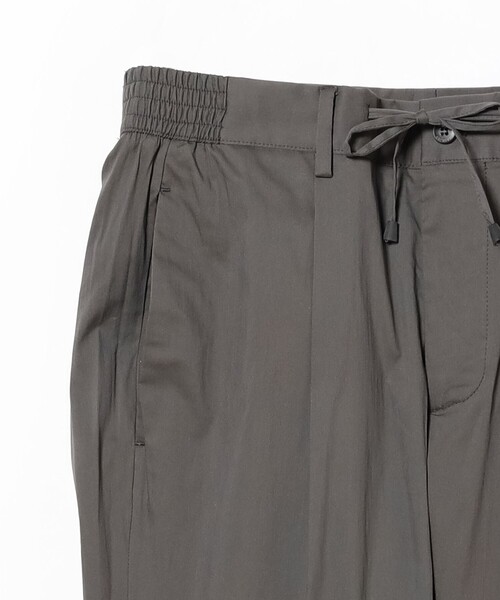 BRILLA per il gusto（ブリッラペルイルグースト）の「【別注】giabsarchivio / MASACCIO ライトコットン 1プリーツ ドローコード スラックス（その他パンツ・メンズ・グレー系その他/ブラック・42/44/46/48/50/52）」の4枚目の写真