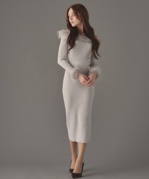 emiriawiz（エミリアウィズ）の「Chic Faux Fur Knit Dress（ワンピース）」