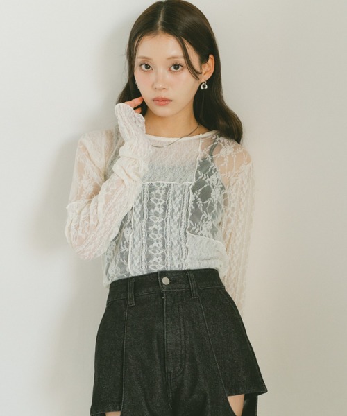 VANNIE U(ヴァニーユー)の「レースパッチワークトップス(Tシャツ/カットソー・レディース・アイボリー/ブラック・FREE)」の6枚目の写真