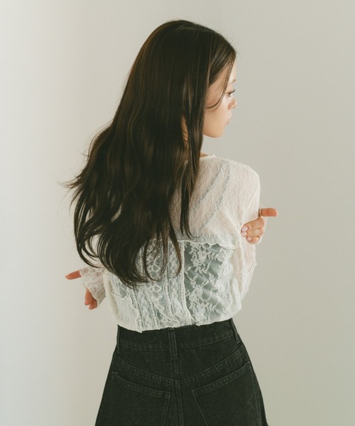 VANNIE U(ヴァニーユー)の「レースパッチワークトップス(Tシャツ/カットソー・レディース・アイボリー/ブラック・FREE)」の9枚目の写真