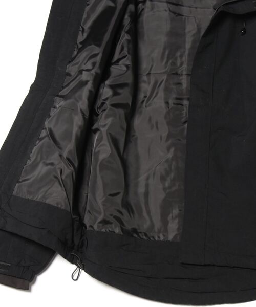 and it_（アンドイット）の「ハイネック撥水中綿ブルゾン（ブルゾン・メンズ・ブラック・M/L/LL）」の3枚目の写真