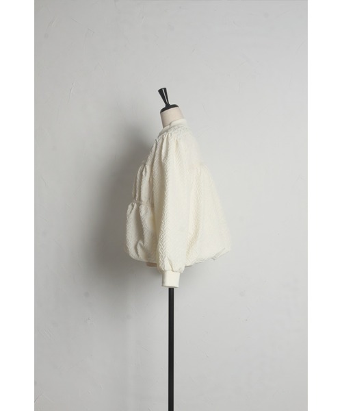 &. NOSTALGIA（アンドドットノスタルジア）の「【ZOZO限定】ふくれジャガードバルーンブルゾン（ブルゾン・レディース・アイボリー/ブラック・M）」の15枚目の写真