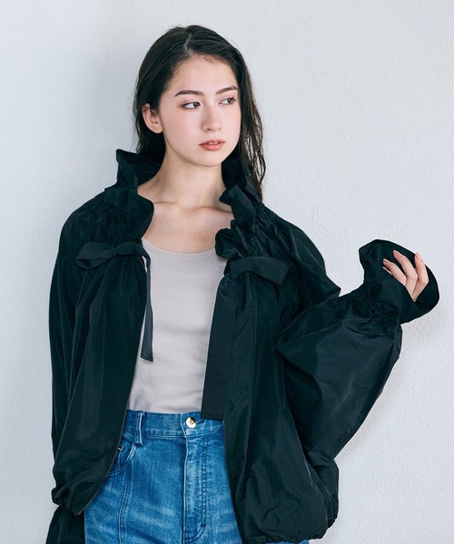Audie a Muses(オーディアミューズ)の「メモリージップアップブラウス(シャツ/ブラウス・レディース・ブルー/オフホワイト/ブラック・FREE)」の13枚目の写真