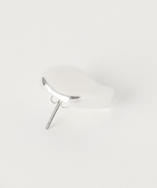 green label relaxing（グリーンレーベルリラクシング）の「スクエアプレート ピアス（ピアス（両耳用）・レディース・ゴールド/シルバー・FREE）」の5枚目の写真