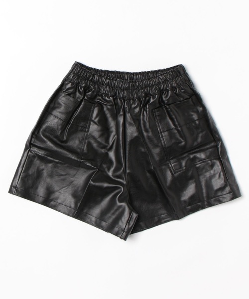 ポケット付き ウエストゴム レザー調 ショート パンツ（その他パンツ