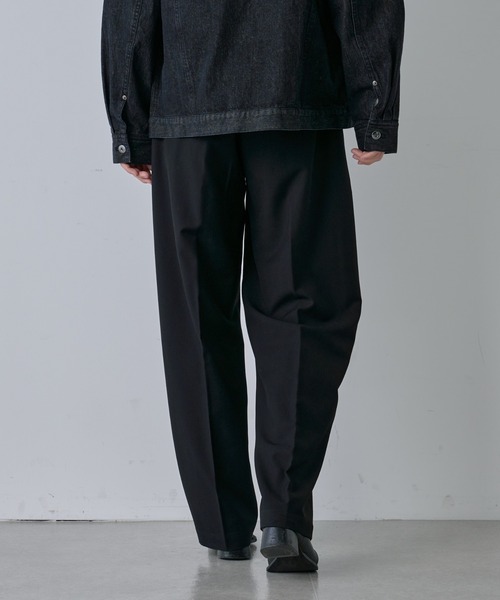 COLONY 2139(コロニートゥーワンスリーナイン)の「TRPUミッドライズ2タックスラックス(スラックス・メンズ・グレー/ブラック・MEDIUM/LARGE)」の8枚目の写真