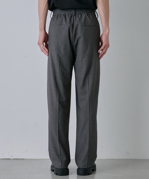 COLONY 2139(コロニートゥーワンスリーナイン)の「TRPUミッドライズ2タックスラックス(スラックス・メンズ・グレー/ブラック・MEDIUM/LARGE)」の20枚目の写真