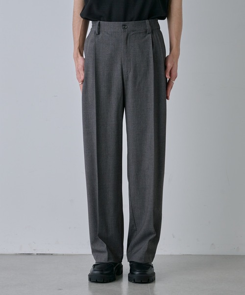 COLONY 2139(コロニートゥーワンスリーナイン)の「TRPUミッドライズ2タックスラックス(スラックス・メンズ・グレー/ブラック・MEDIUM/LARGE)」の18枚目の写真