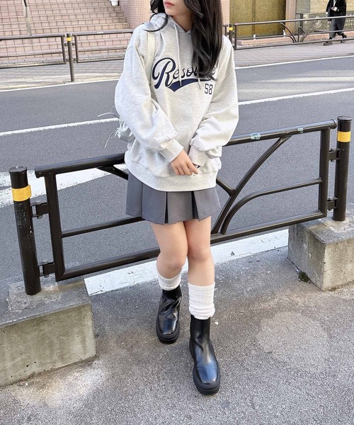 INGNI（イング）の「ベースボールロゴパーカーチュニック（パーカー・レディース・ブラック×グレー/ベージュ系その他/ベージュ系その他2/レッド系・M）」の16枚目の写真