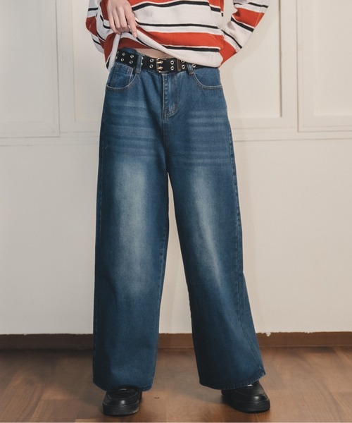 madrepadre(マドレパドレ)の「ワイドストレートメンズライクデニムパンツ(デニムパンツ・レディース・ネイビー・MEDIUM/LARGE)」の2枚目の写真