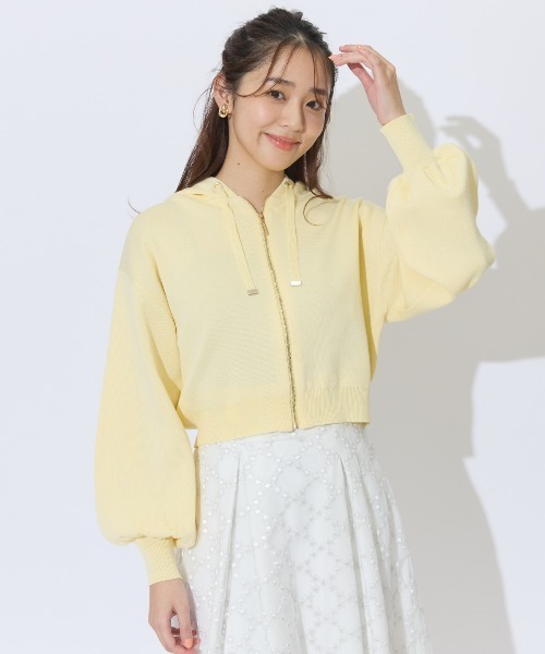 AND COUTURE（アンドクチュール）の「クロップドニットフーディー（パーカー・レディース・イエロー/ブルー/アイボリー/ブラック・FREE）」の9枚目の写真