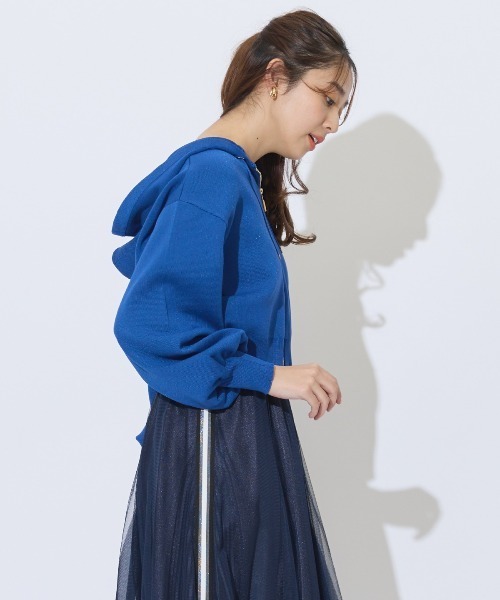 AND COUTURE（アンドクチュール）の「クロップドニットフーディー（パーカー・レディース・イエロー/ブルー/アイボリー/ブラック・FREE）」の17枚目の写真