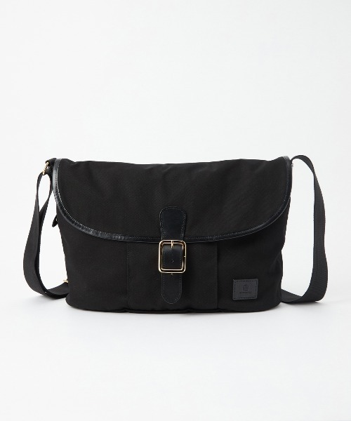 GLENROYAL（グレンロイヤル）の「【GLENROYAL/グレンロイヤル】J2-0031 フラップショルダーバッグ(ブリティッシュツイル)（ショルダーバッグ・メンズ・ブラック/ベージュ・00）」の2枚目の写真