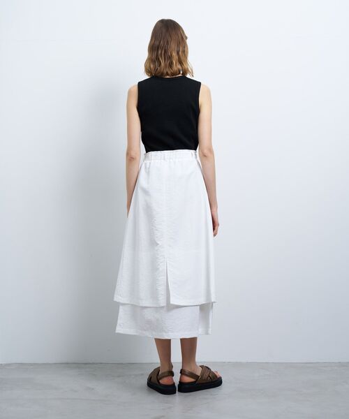 LANVIN en Bleu（ランバンオンブルー）の「撥水レイヤードスカート（スカート・レディース・オレンジ/オフホワイト/ブラック・38/36）」の13枚目の写真