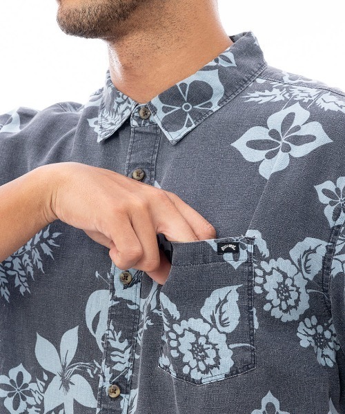 BILLABONG(ビラボン)の「BILLABONG メンズ CORDOBA SS 半袖シャツ 【2025年春夏モデル】/ビラボン総柄プリント半袖シャツ(シャツ/ブラウス・メンズ・ブルー系その他/アイボリー/ブルー・MEDIUM/LARGE/X-LARGE)」の12枚目の写真