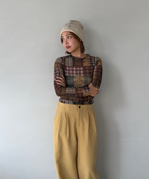 SANSeLF（サンセルフ）の「【SANSeLF】 ビジューグラフィックビーニー ニット帽 ストーン sana25a002（ニットキャップ/ビーニー・レディース・アイボリー/ブラック/グレー・FREE）」の6枚目の写真