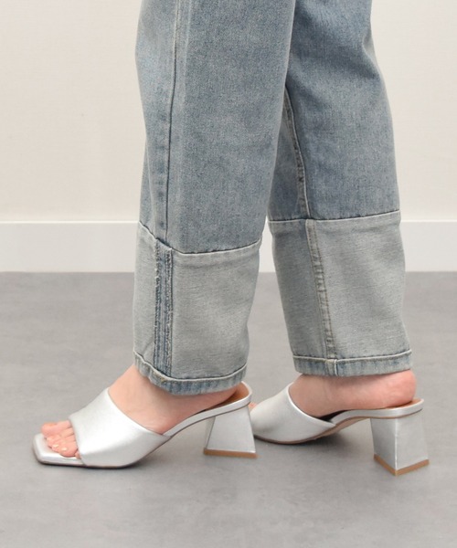 ANGEL ALARCON（アンヘルアラルコン）の「【ANGEL ALARCON】スクエアトウミュールサンダル(D52306)（サンダル・レディース・ゴールド/ホワイト/ブラック/シルバー・35/36/37/38/39）」の12枚目の写真