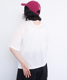 Finley rib BACK HOLE Tシャツ