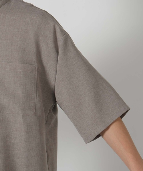 LAKOLE（ラコレ）の「メランジブッチャーバンドカラーシャツ / 320365（シャツ/ブラウス・メンズ・ブラウン/アイボリー/ブラック/セージグリーン・SMALL/MEDIUM/LARGE）」の22枚目の写真