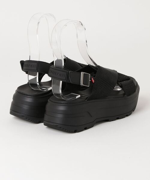 HUNTER(ハンター)の「【HUNTER】 U CITY REBEL WEBBING CROSS-OVER SANDAL シティレーベルウェビィングクロスオーバーサンダル(サンダル・レディース・ブラック・5/6/4)」の7枚目の写真